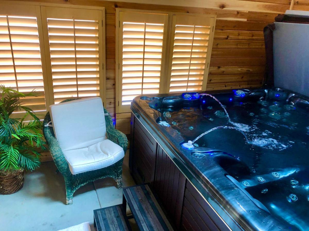 Blue Bear Den 3Br 2Ba Dtc Private Apt Hot Tub Exterior photo